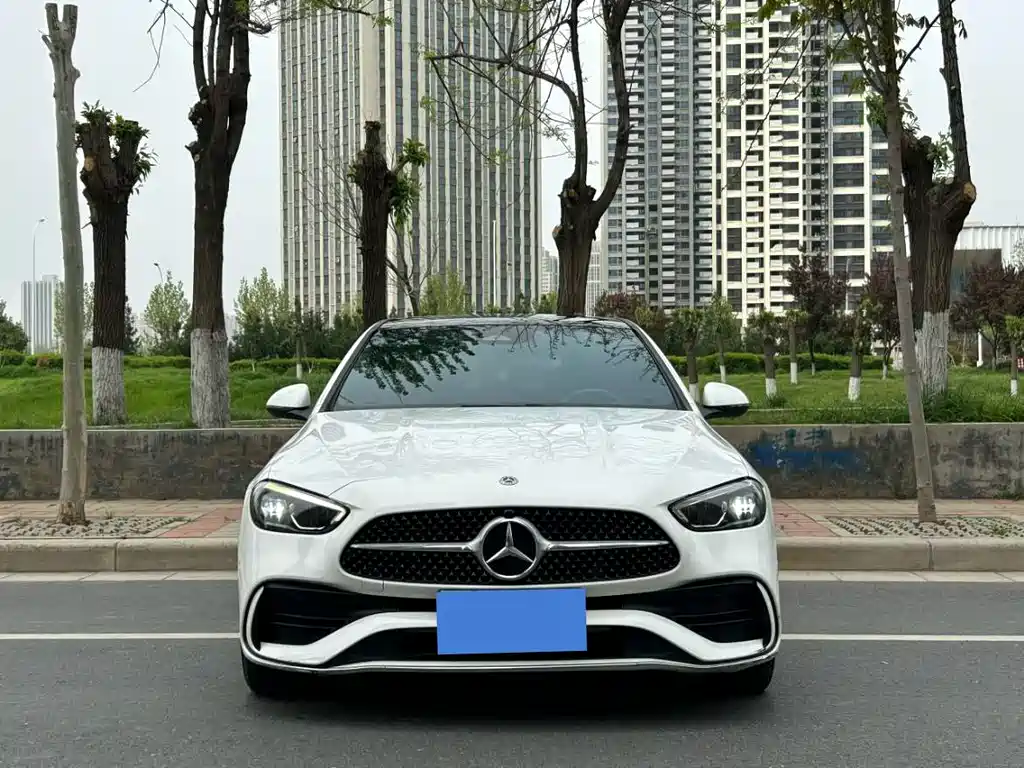 Mercedes-Benz C-Class 2022 — фото 2