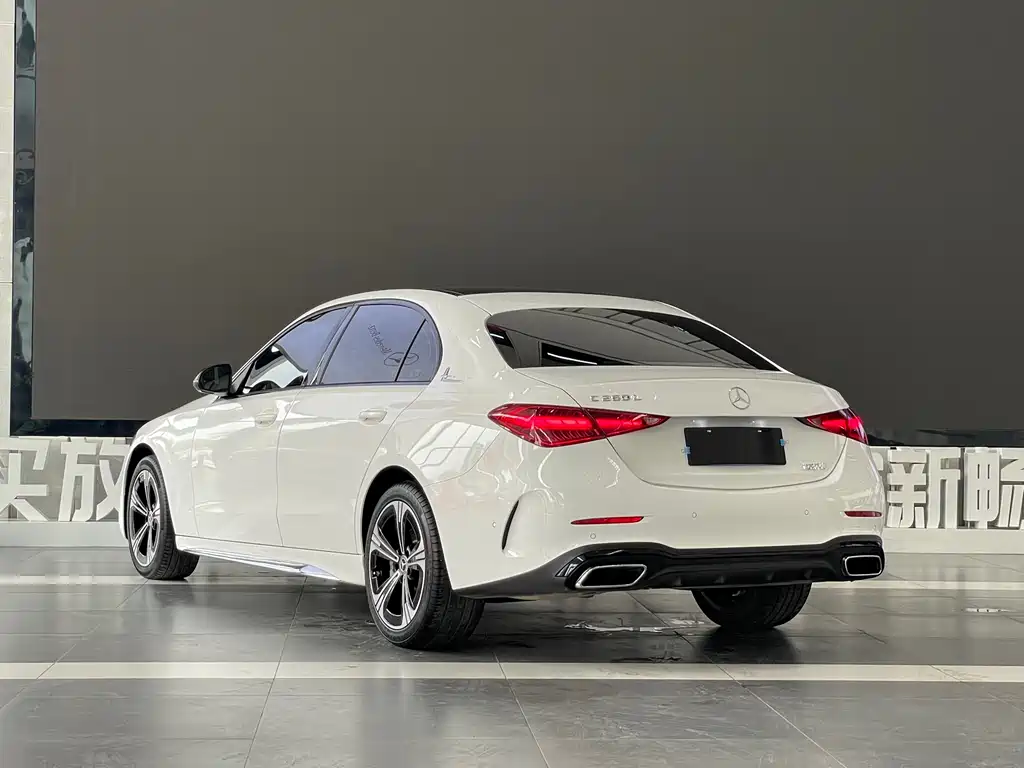Mercedes-Benz C-Class 2022 — фото 4