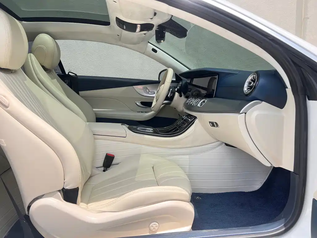 Mercedes-Benz E-Class 2020 — фото 17