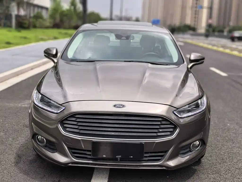 Ford Mondeo 2015 — фото 2