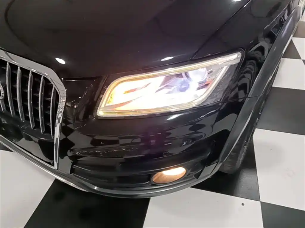 Audi Q5 2017 — фото 24