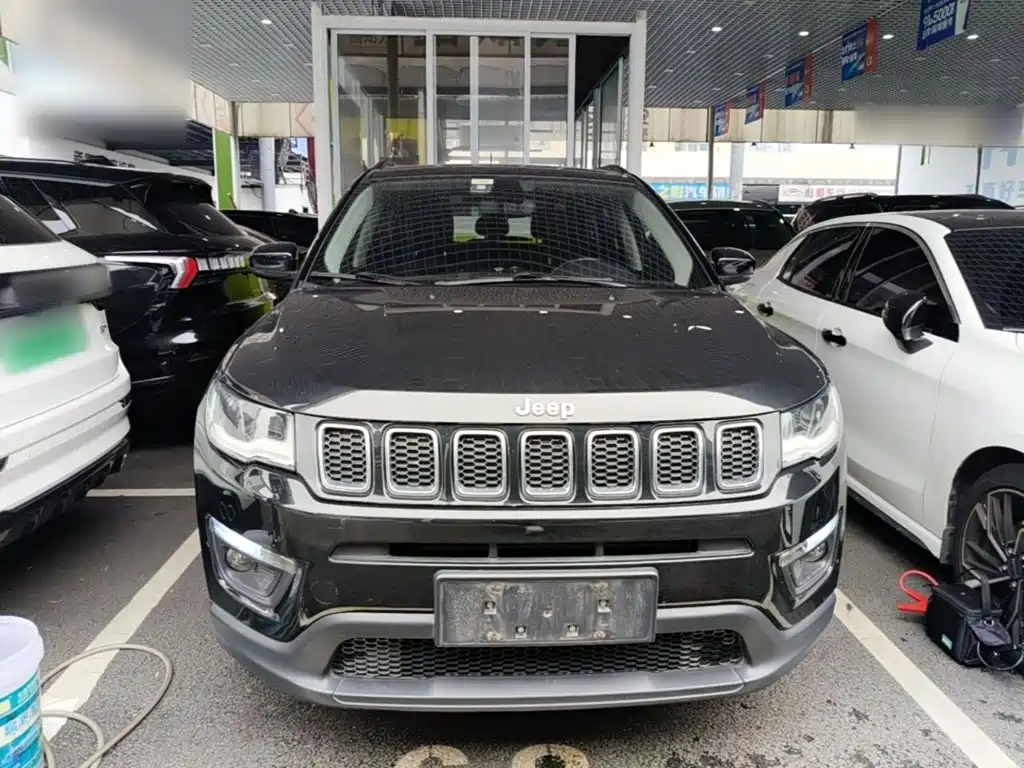 Jeep Compass 2019 — фото 3