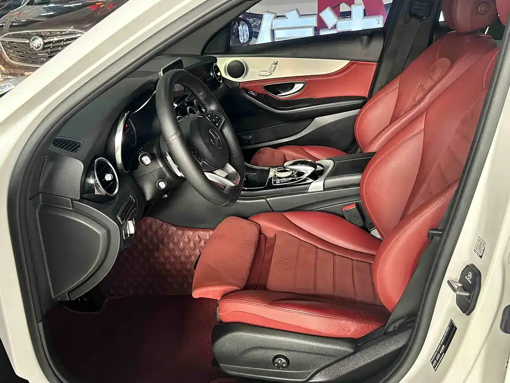 Mercedes-Benz C-Class 2018 — фото 12