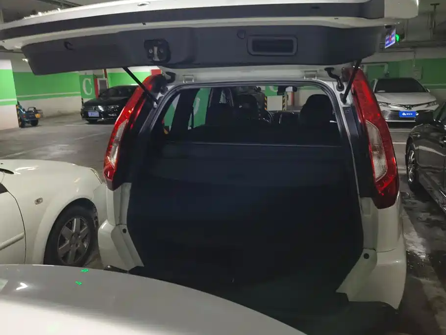 Nissan X-Trail 2013