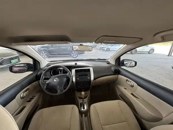 Nissan Livina 2014