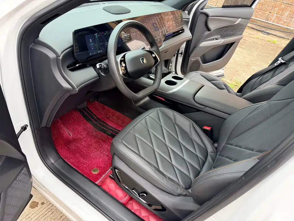 Changan CS75 PLUS 2025 — фото 12
