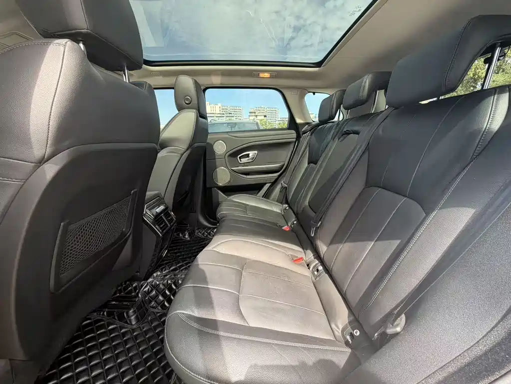 Land Rover Evoque 2016 — фото 10