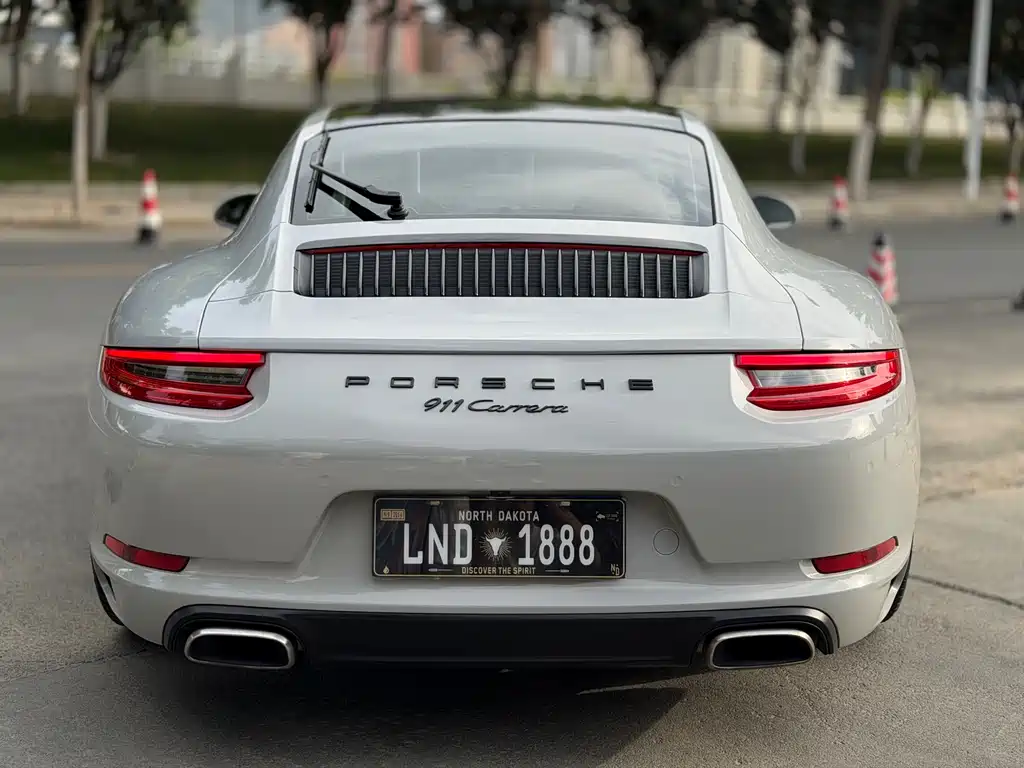 Porsche 911 2019 — фото 6