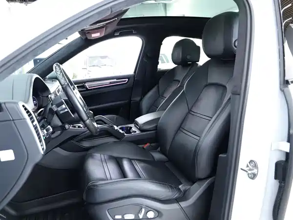 Porsche Cayenne 2019