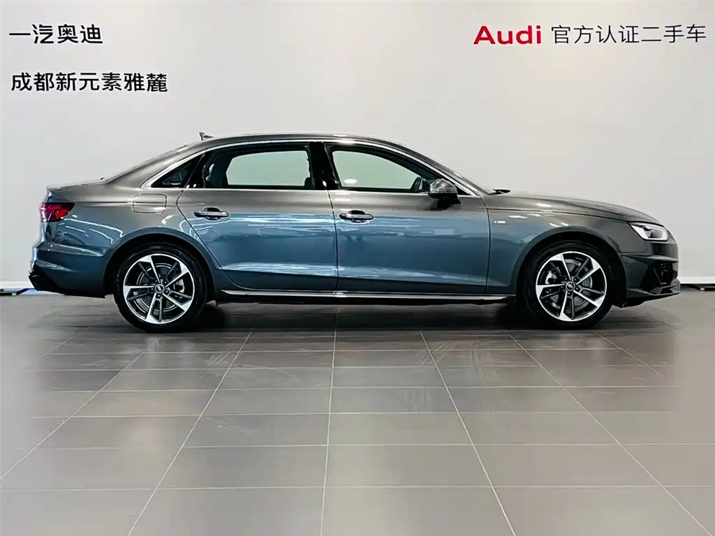 Audi A4L 2023 — фото 3