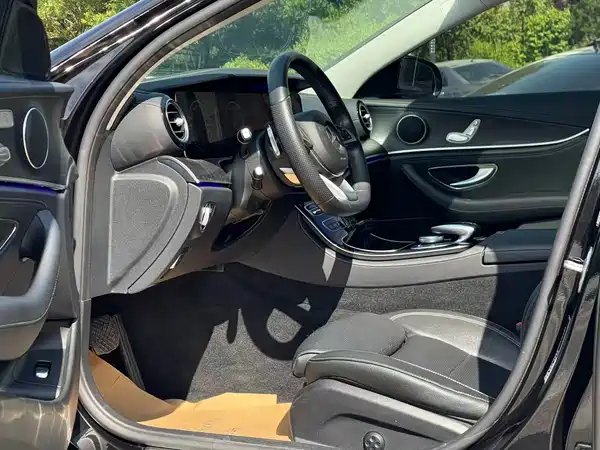 Mercedes-Benz E-Class 2017