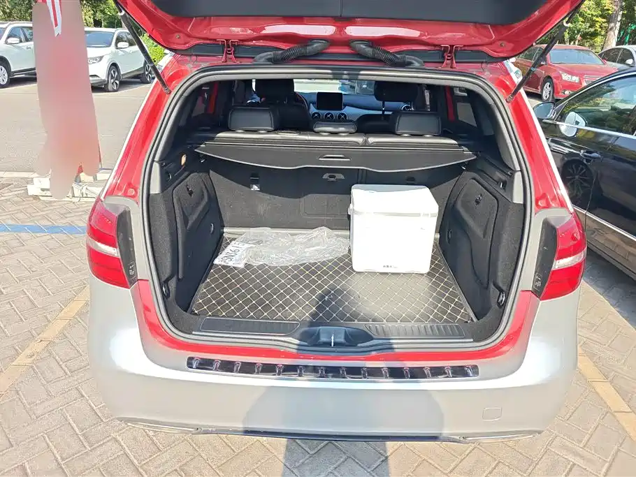 Mercedes-Benz B-Class 2015 — фото 4