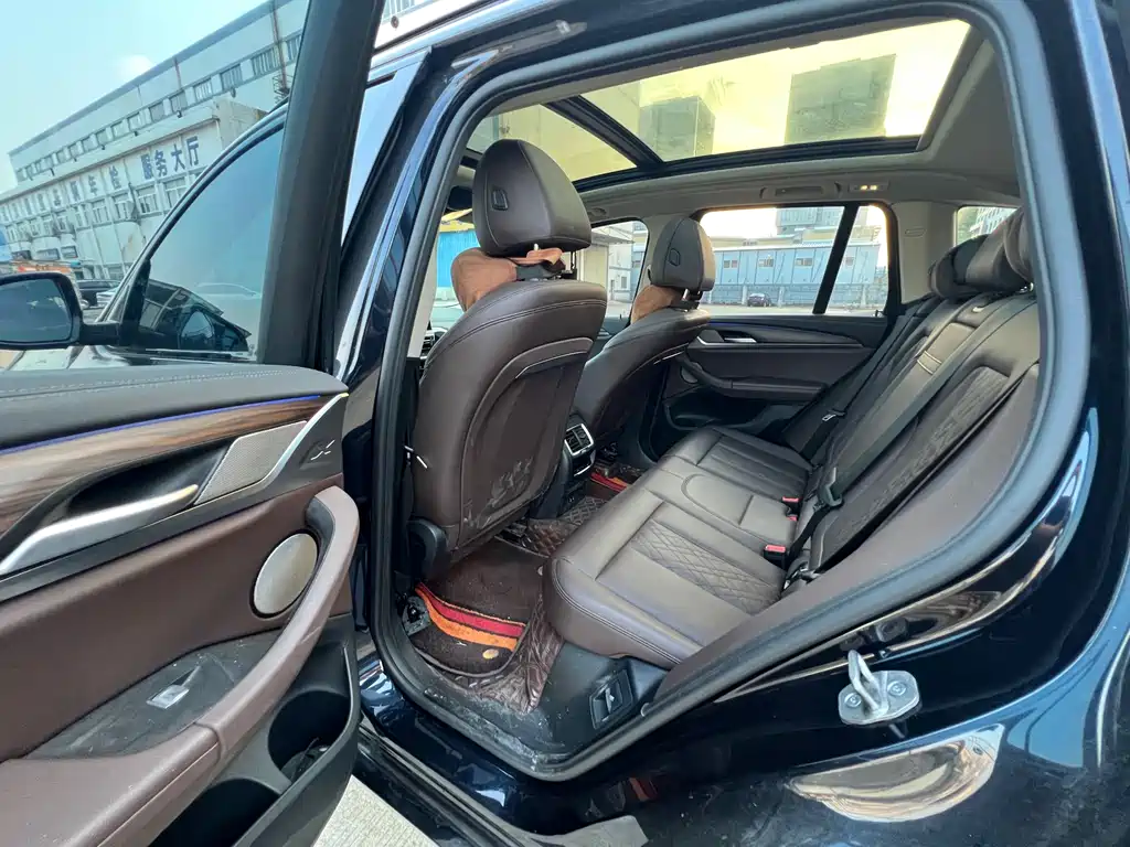 BMW X3 2021 — фото 11