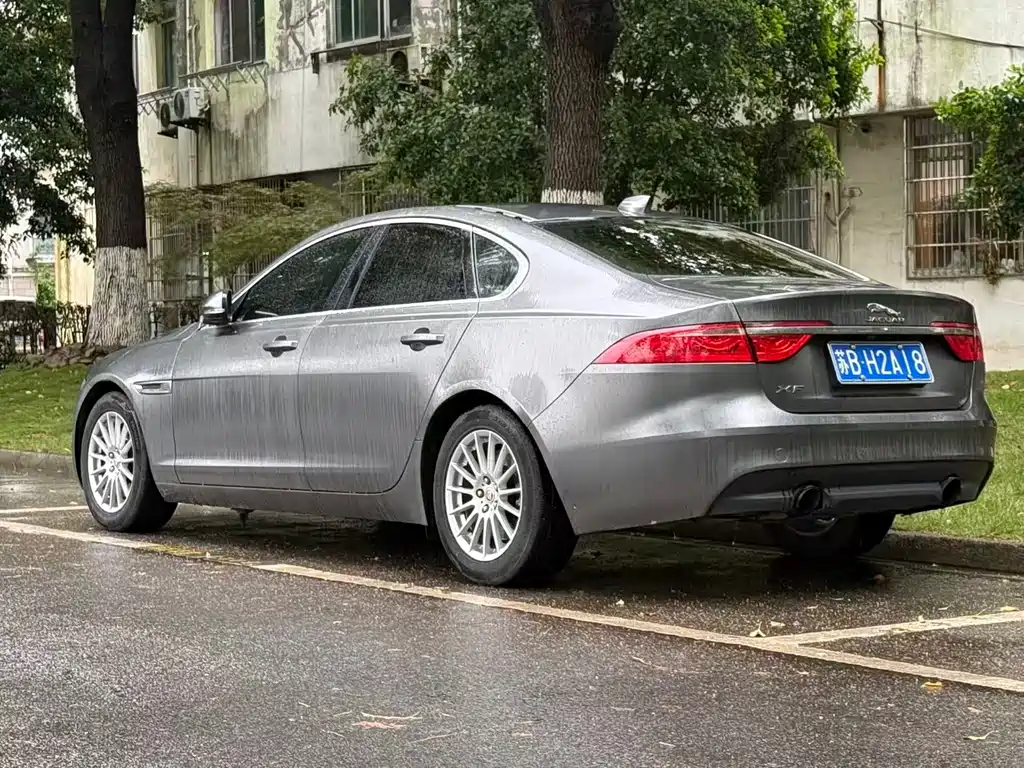 Jaguar XF 2016 — фото 4