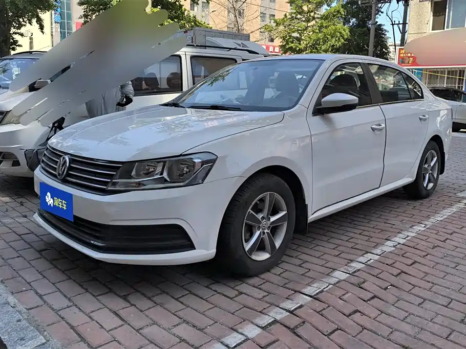 Volkswagen Lavida 2016 — фото 1