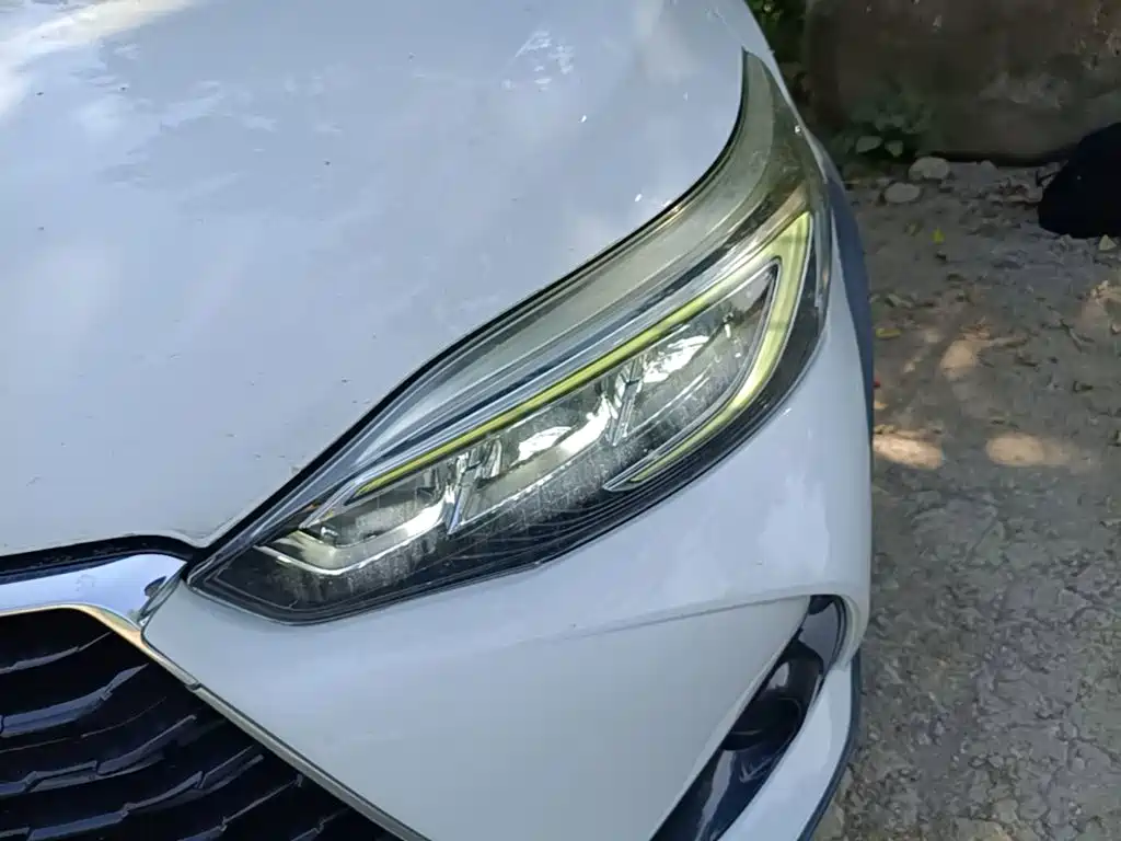 Toyota Yaris L 2021 — фото 24
