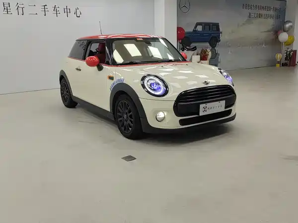 MINI MINI 2019