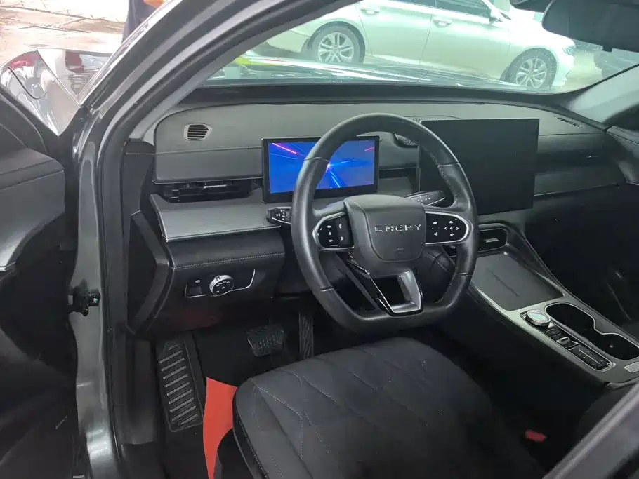 Chery Tiggo 8 PLUS 2025 — фото 11