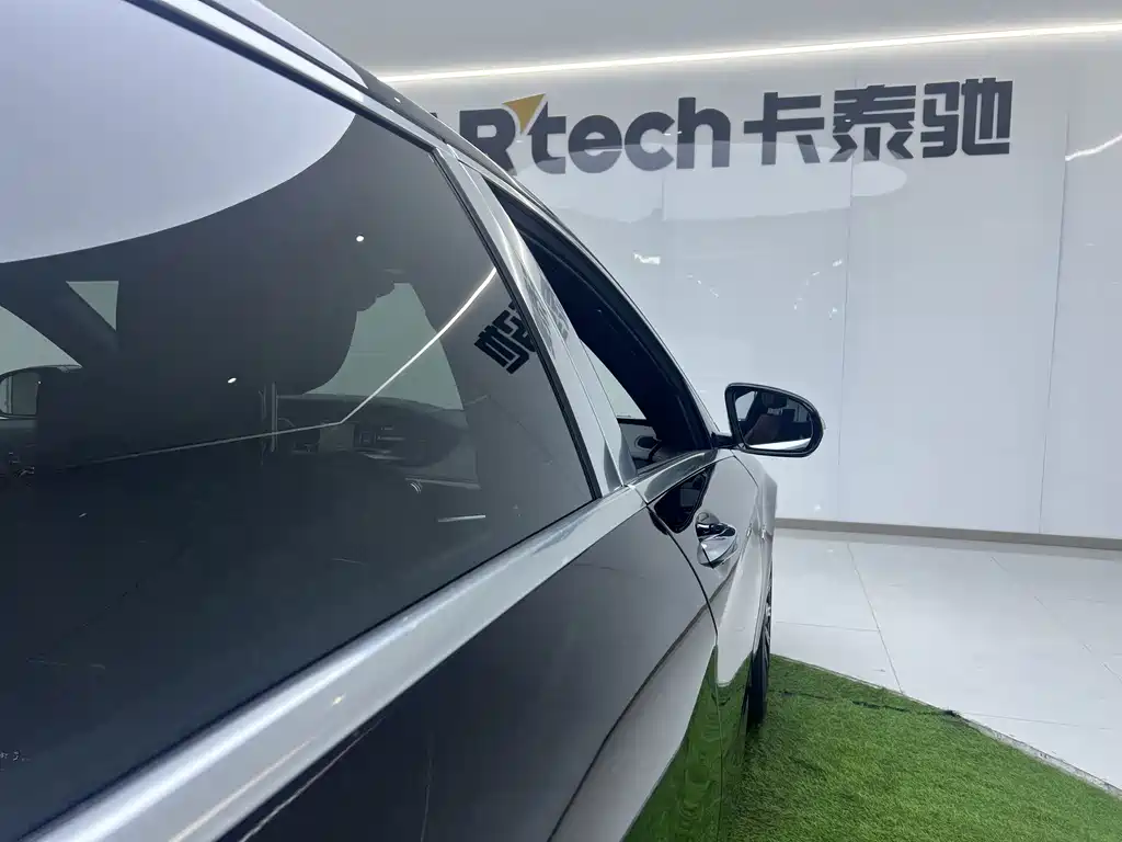 Mercedes-Benz Maybach S-Class 2021 — фото 12