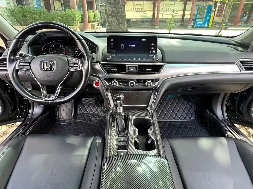 Honda Accord 2019 — фото 9
