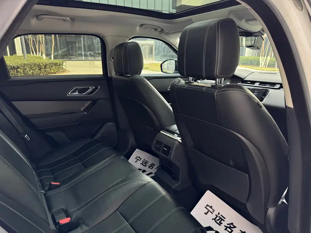 Land Rover Velar 2018 — фото 16