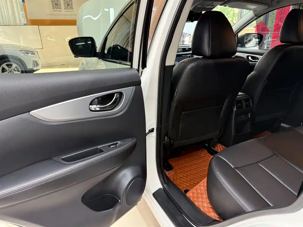 Nissan Qashqai 2023 — фото 17