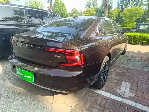 Volvo S90 2021