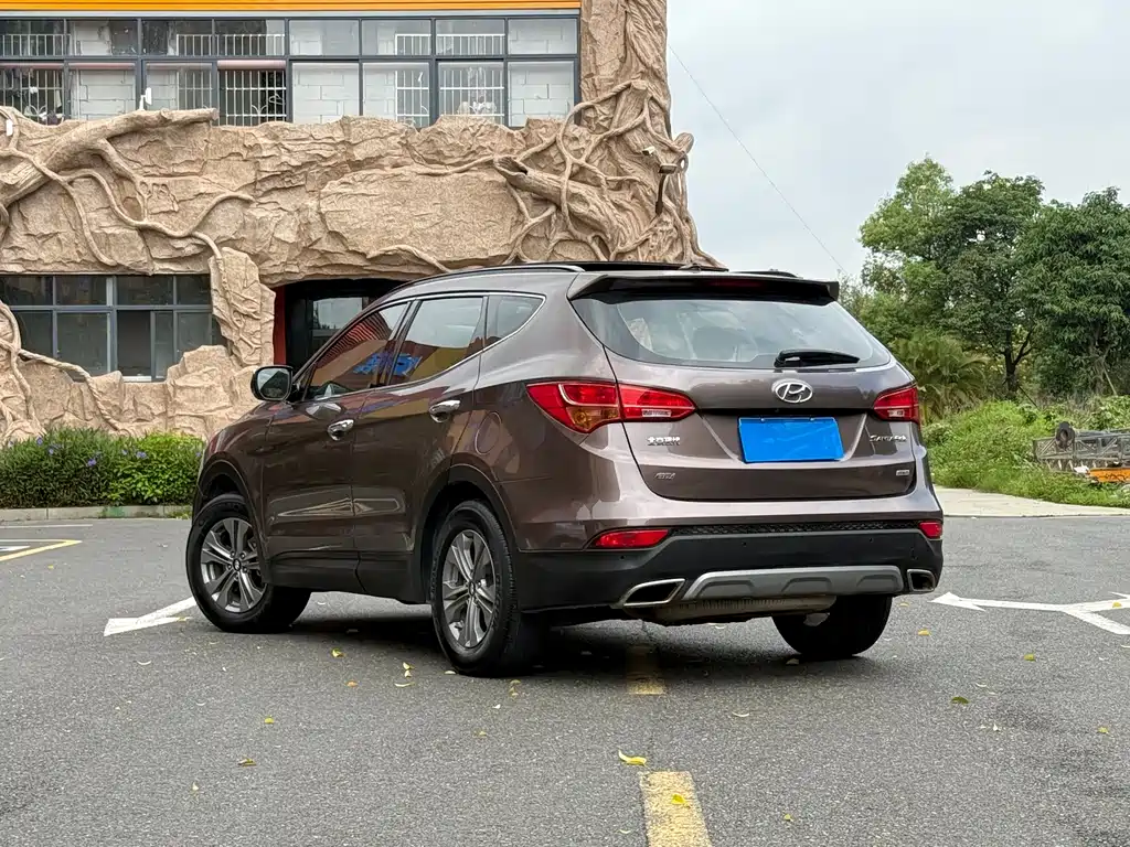 Hyundai Santa Fe 2016 — фото 3
