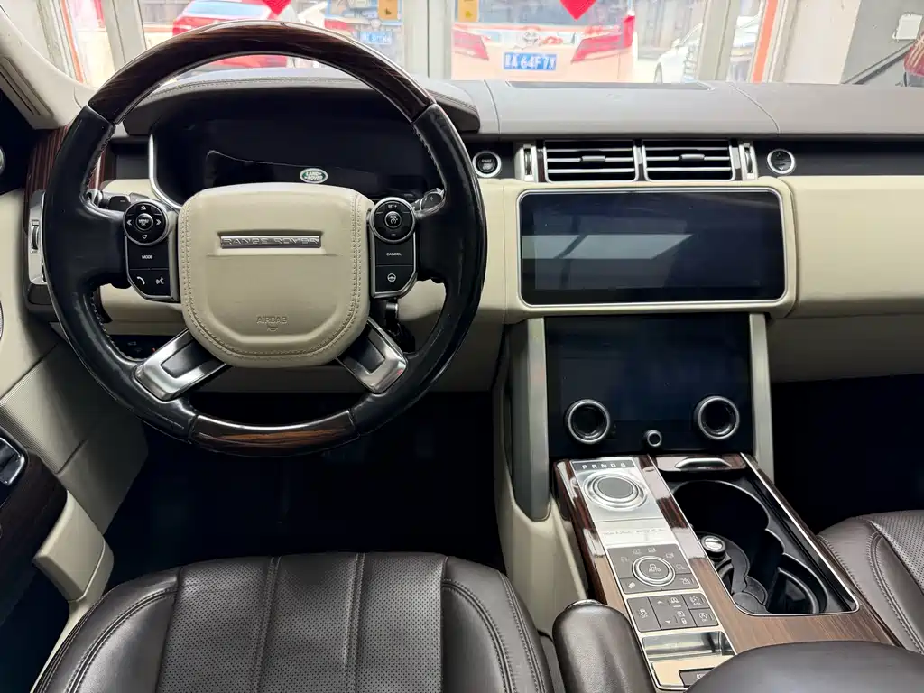 Land Rover Range Rover 2015 — фото 16