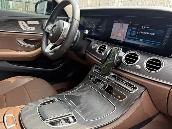 Mercedes-Benz E-Class 2019