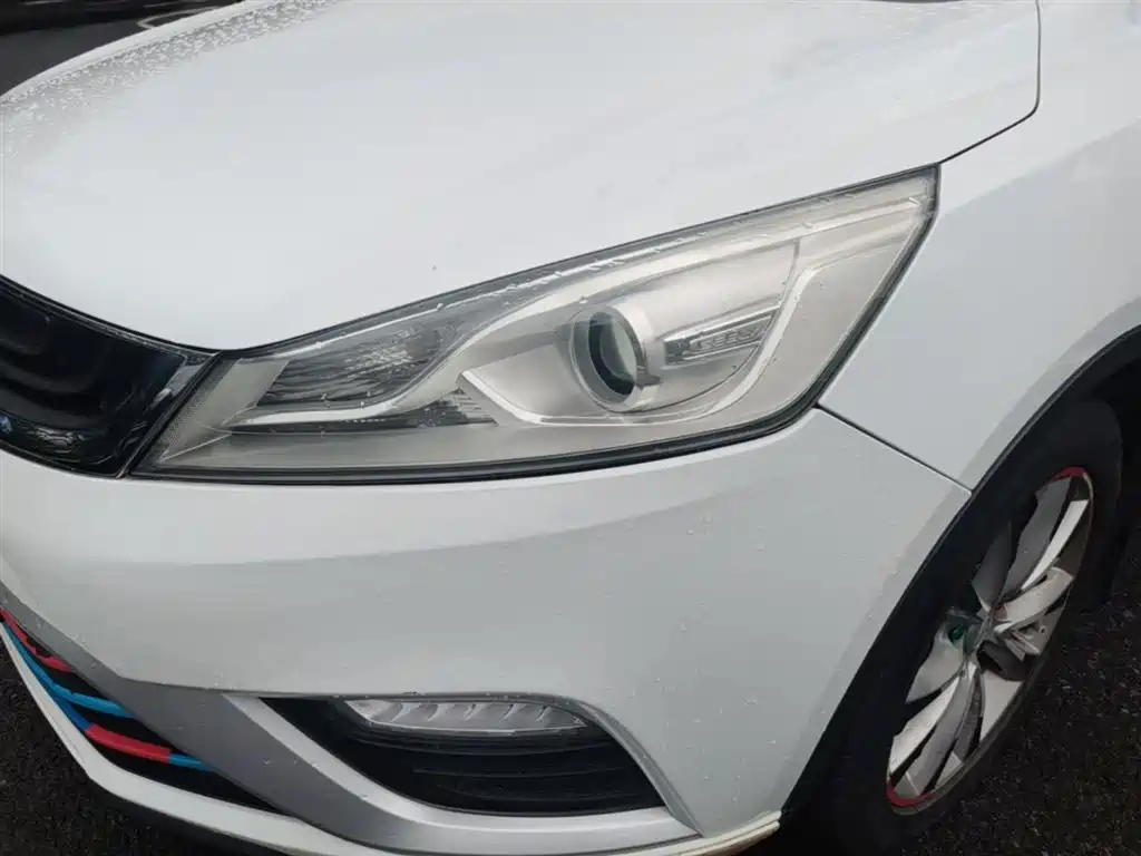 Geely Emgrand GS 2017 — фото 24