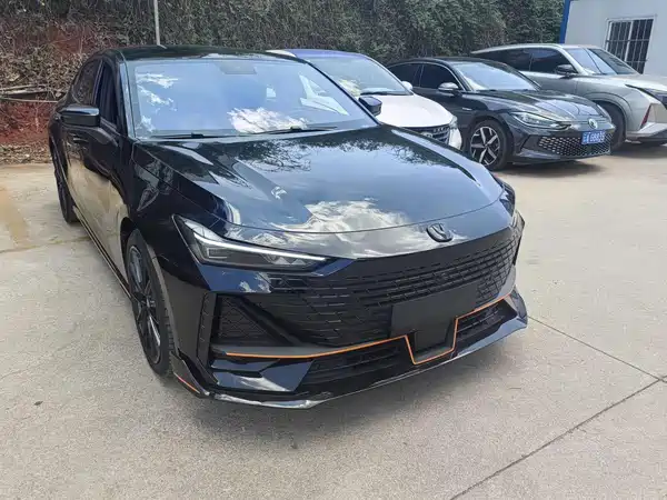 Changan UNI-V 2022