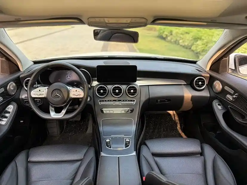 Mercedes-Benz C-Class 2019 — фото 6