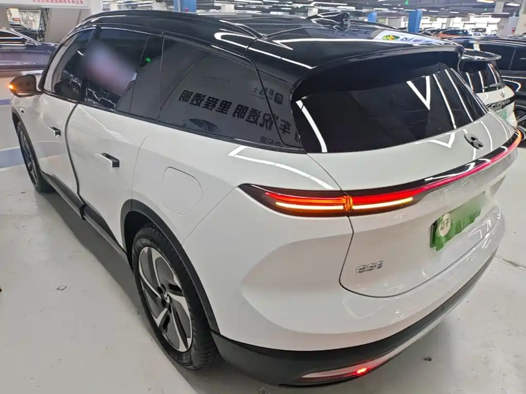 NIO ES6 2025