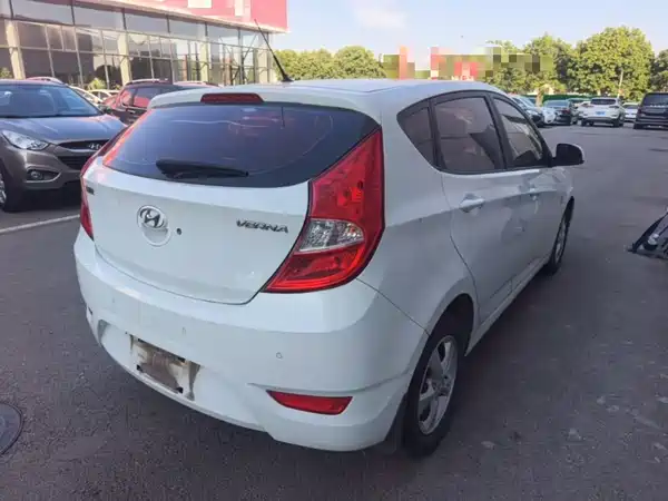 Hyundai Rui Yi 2017