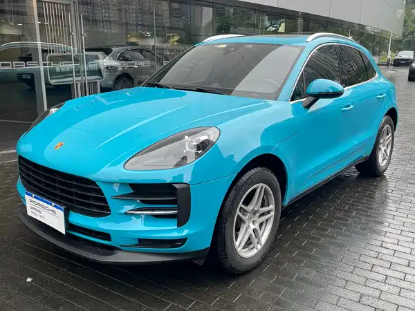 Porsche Macan 2021