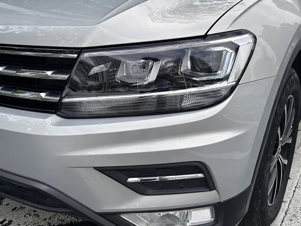 Volkswagen Tiguan L 2018 — фото 14
