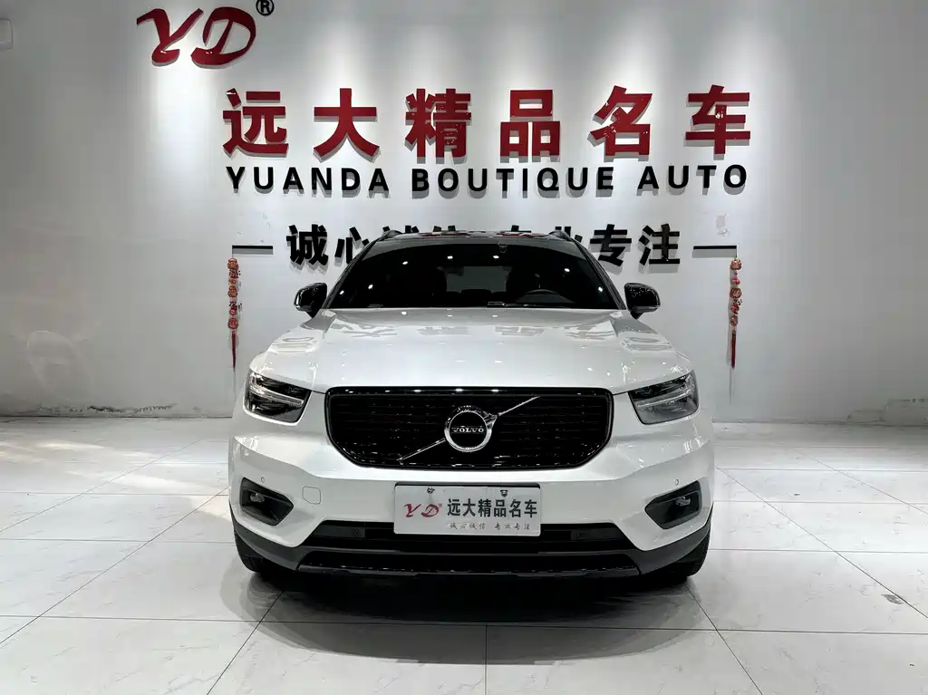 Volvo XC40 2020 — фото 2