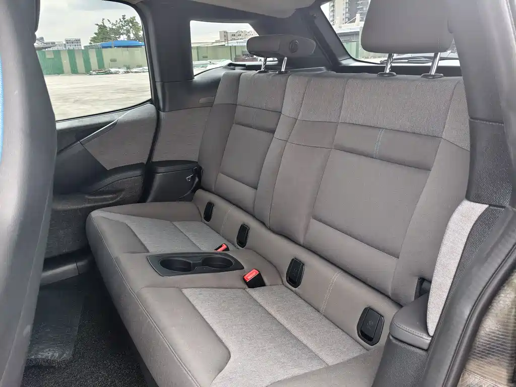 BMW i3 2017 — фото 10