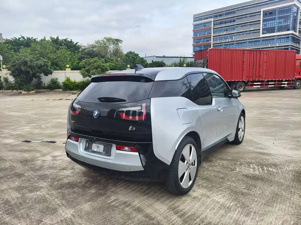 BMW i3 2017 — фото 6