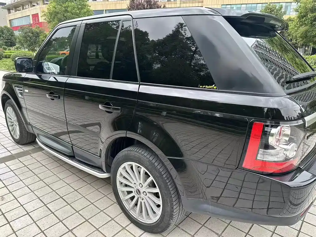 Land Rover Range Rover Sport 2013 — фото 9