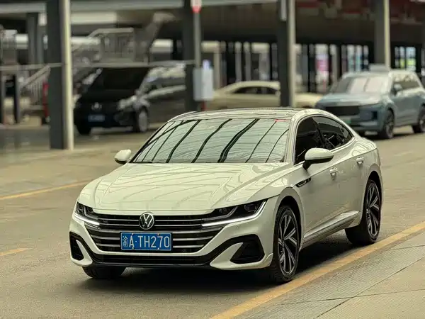 Volkswagen CC 2024
