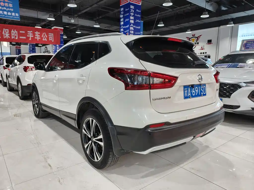 Nissan Qashqai 2023 — фото 7