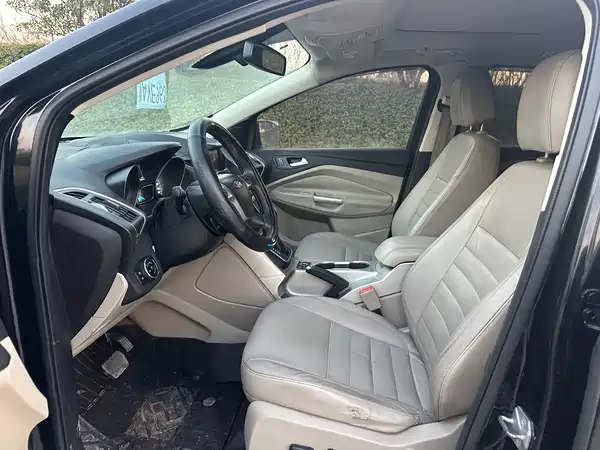 Ford Kuga 2013