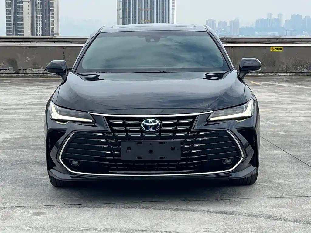Toyota Avalon 2023 — фото 2