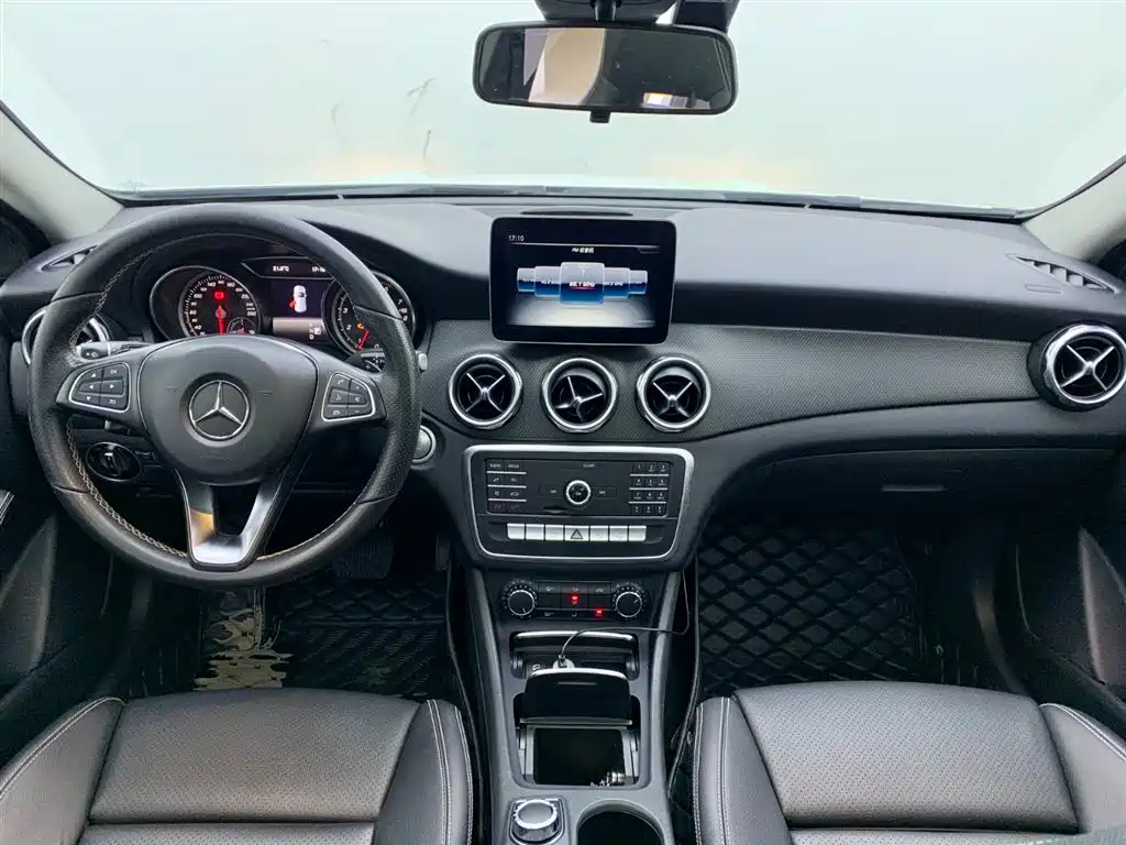 Mercedes-Benz GLA 2019 — фото 14