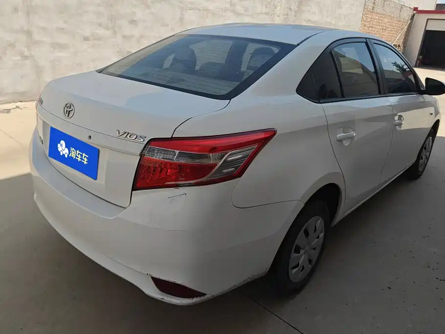 Toyota Vios 2014 — фото 3