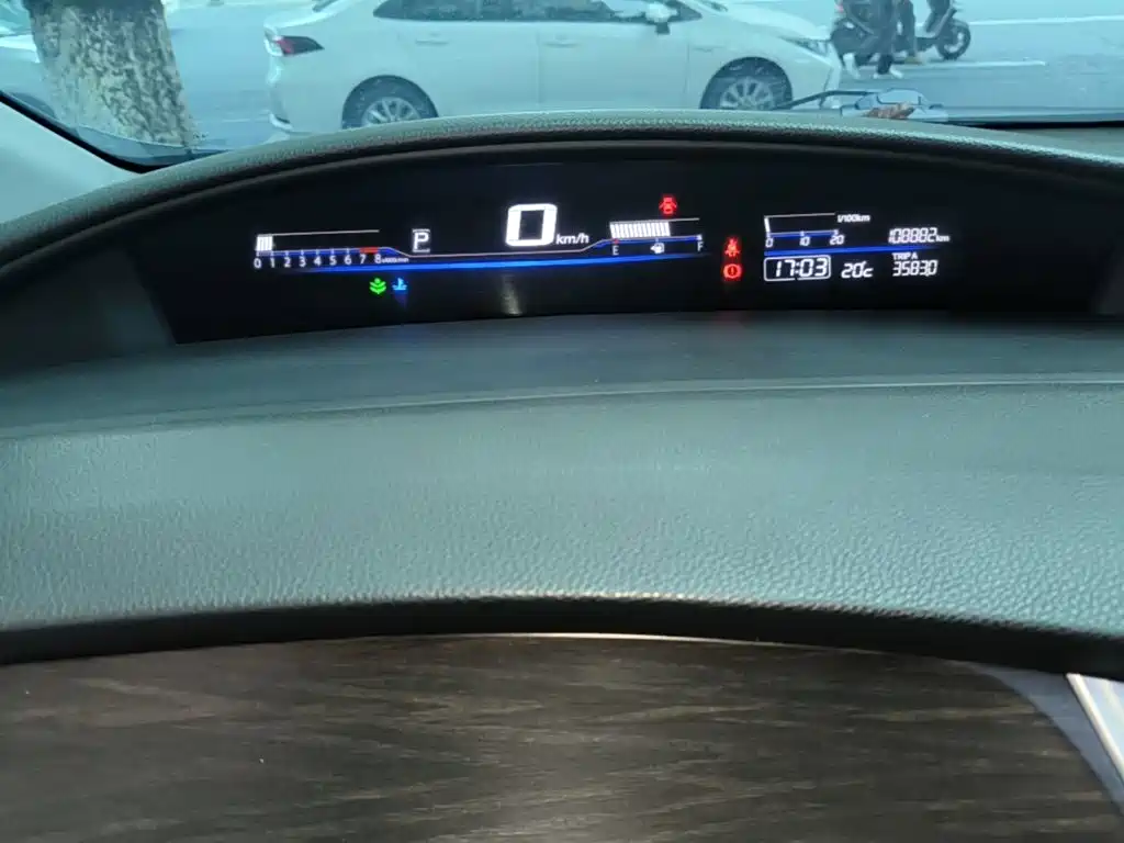 Honda Jade 2015 — фото 12