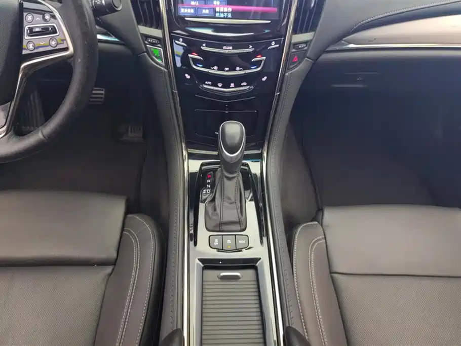 Cadillac ATS-L 2017 — фото 16