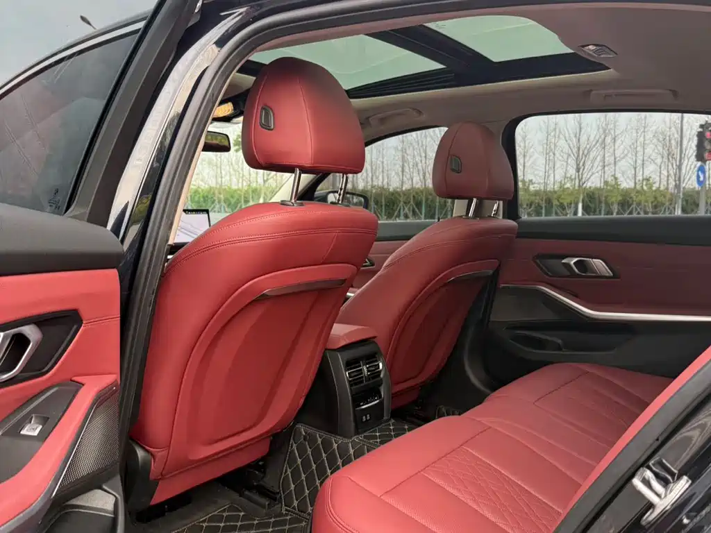 BMW 3 Series 2024